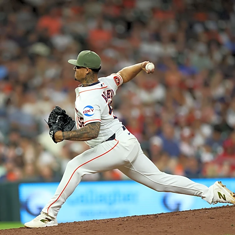 The Curious Case of Bryan Abreu: What Should the Astros Do?