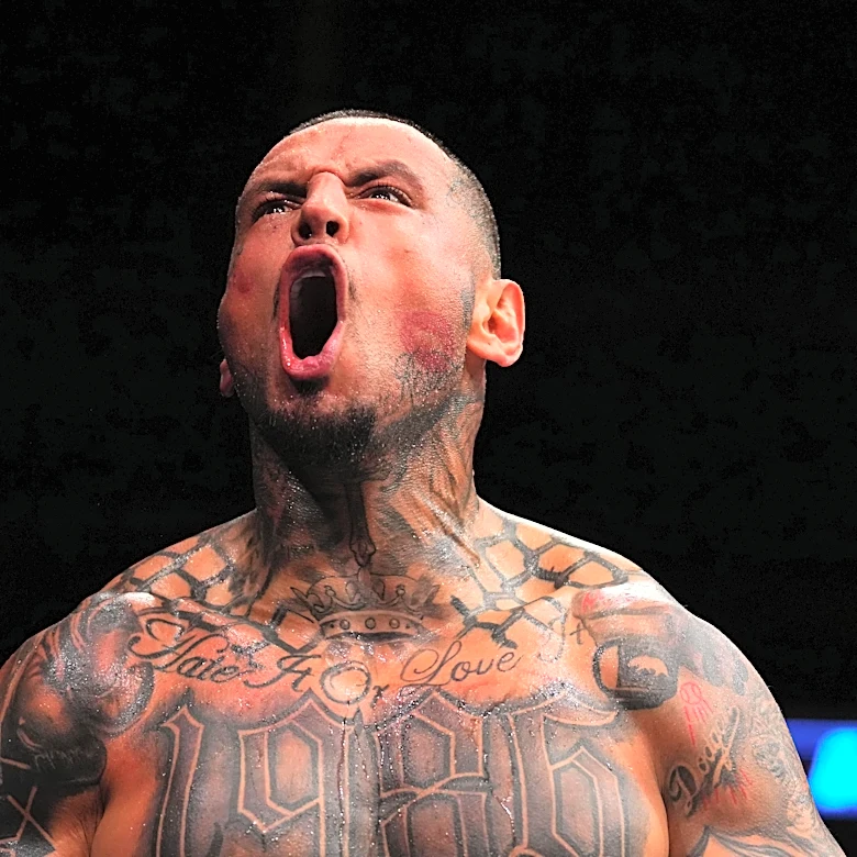 Video: ‘Famous’ UFC fighter reveals he paid $3,000 to get Mexican prison ‘upgrade,’ served as drug Cartel bodyguard