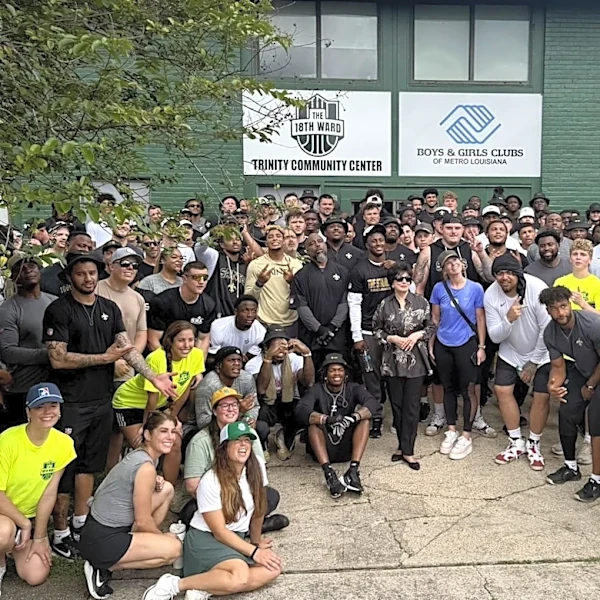 Saints team up with The 18th Ward to refurbish local community center