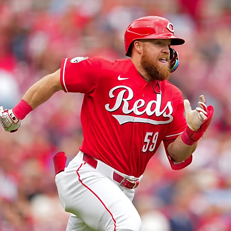 Blake Dunn walks it off for Reds in comeback win over Royals