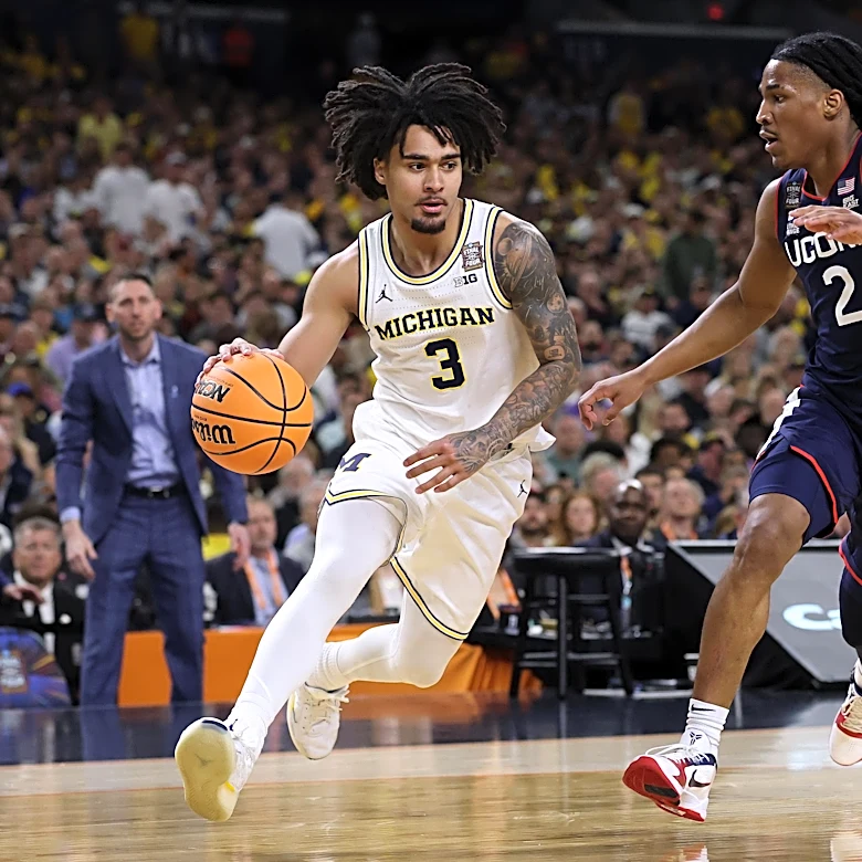 Michigan Basketball to face UConn in National Championship rematch