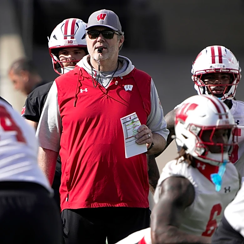 Badgers break top 20 in recruiting rankings after strong first weekend