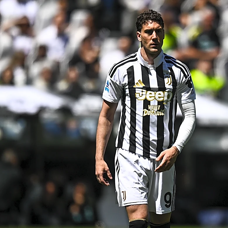 Giorgio Chiellini confirms Dusan Vlahovic’s exit as reported salary demands come out