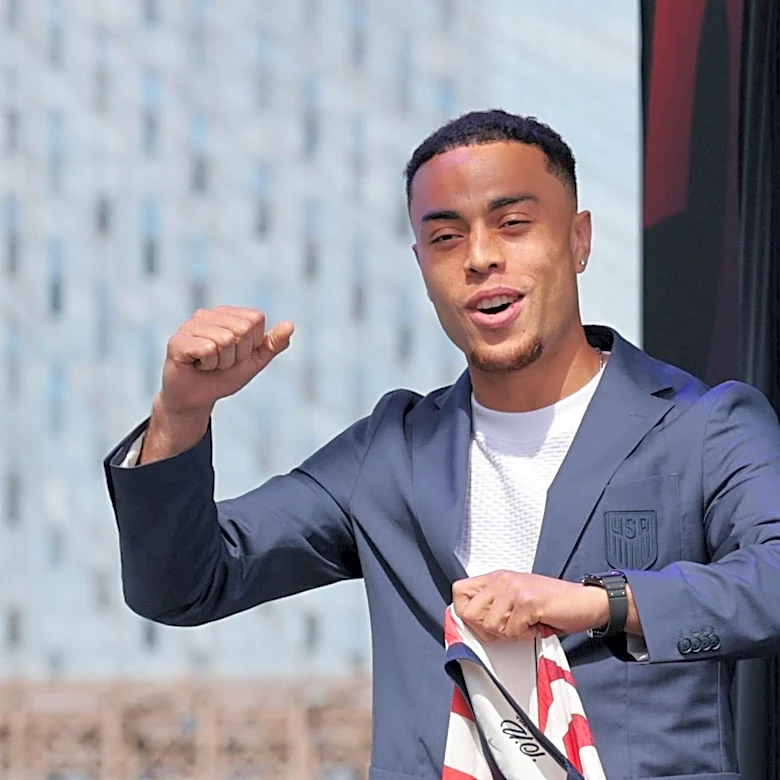 FC Barcelona to benefit if Bayern Munich takes advantage of ‘market opportunity’ with Sergiño Dest