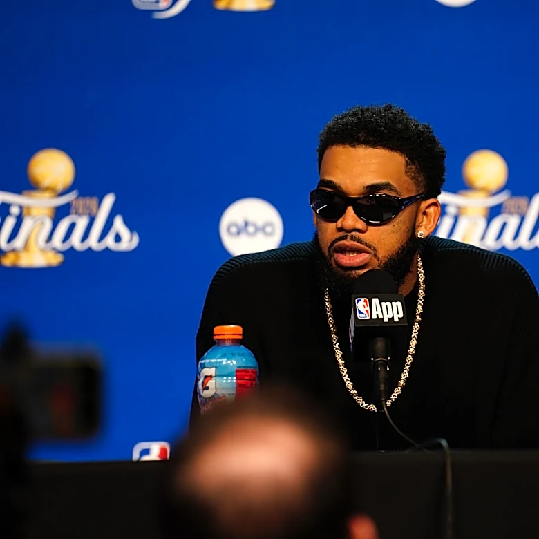Knicks Bulletin: ‘We were all bitching too much at the officials’