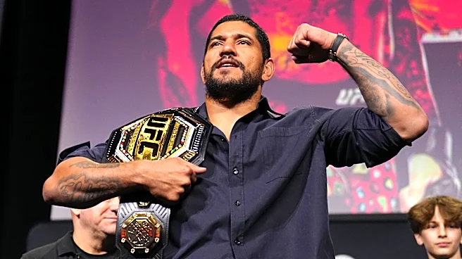 Alex Pereira shares impressive scale numbers for heavyweight debut: ‘Not too heavy’