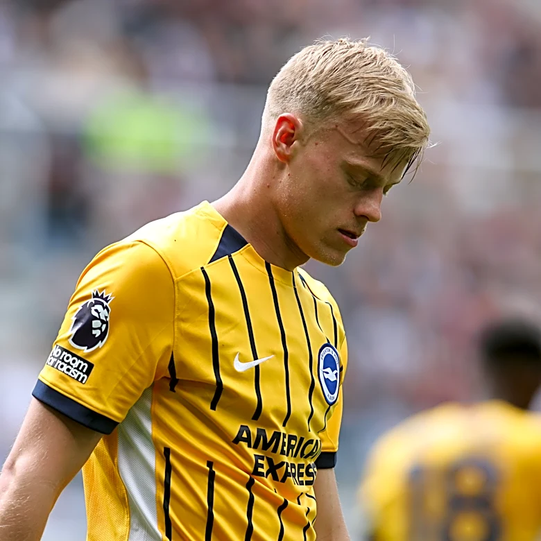 Ornstein: Spurs have bid rejected for Brighton’s Van Hecke, talks continue