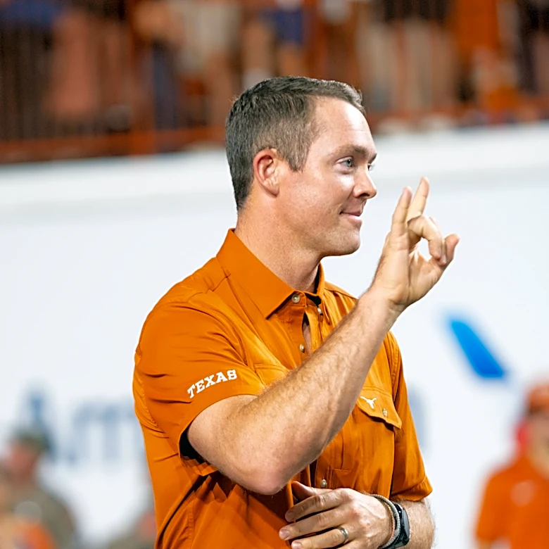 Longhorns Daily News: Texas alums Colt McCoy, Casey Hampton land on 2027 College Football Hall of Fame ballot