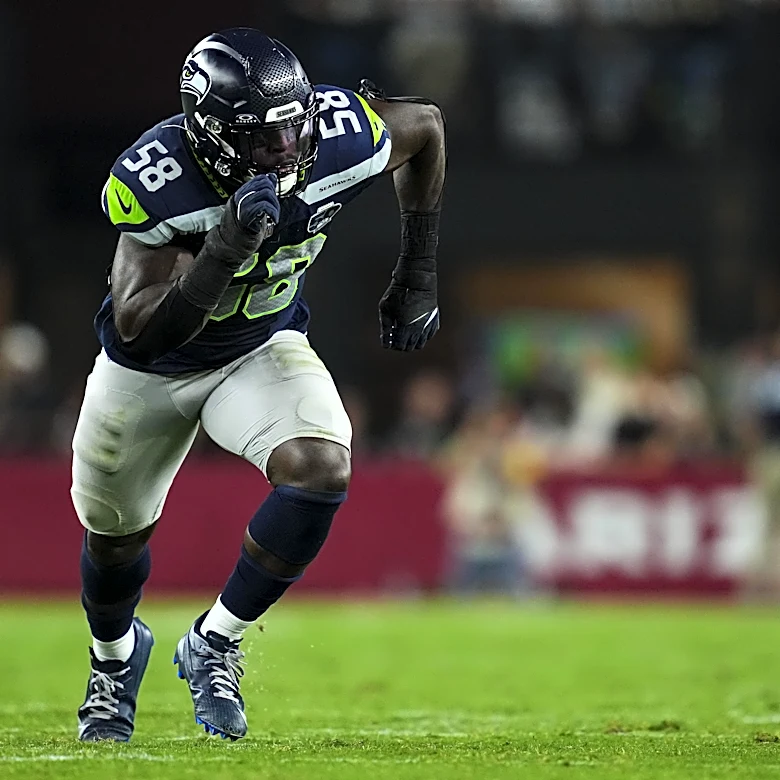 Why it made sense for Seahawks to extend EDGE Derick Hall