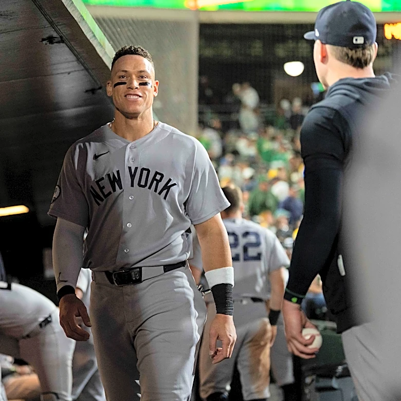 Aaron Judge diagnosed with stress fracture, to miss at least four to six weeks