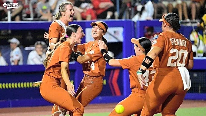 Teagan Kavan, Texas show grit in securing back-to-back titles