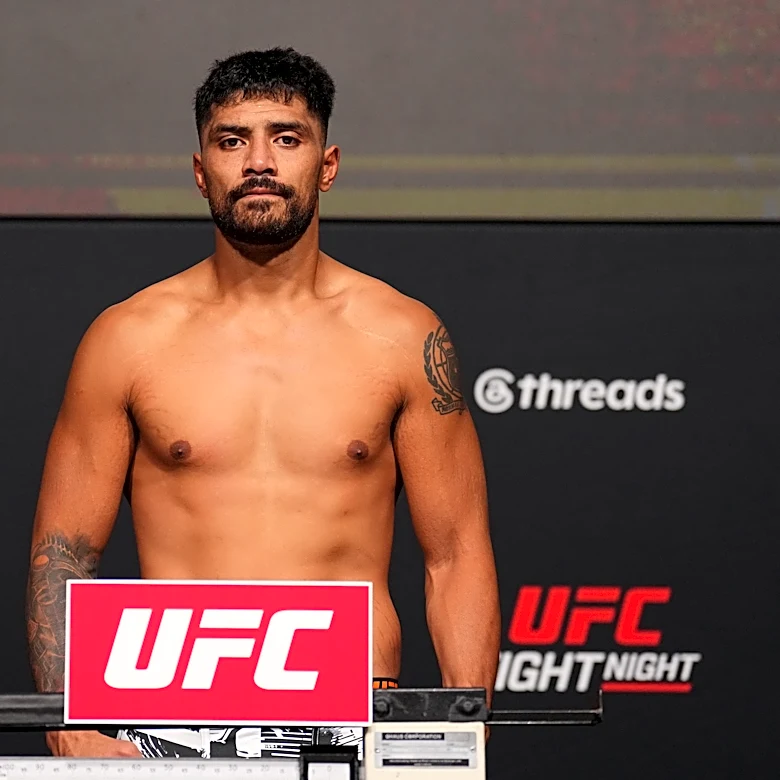 UFC Vegas 118 weigh-in results: Short-notice fighter misses weight