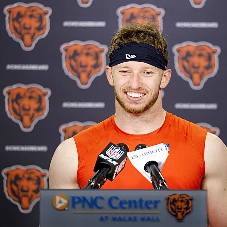 Chicago Bears sign draft picks Dillon Thieneman and Logan Jones