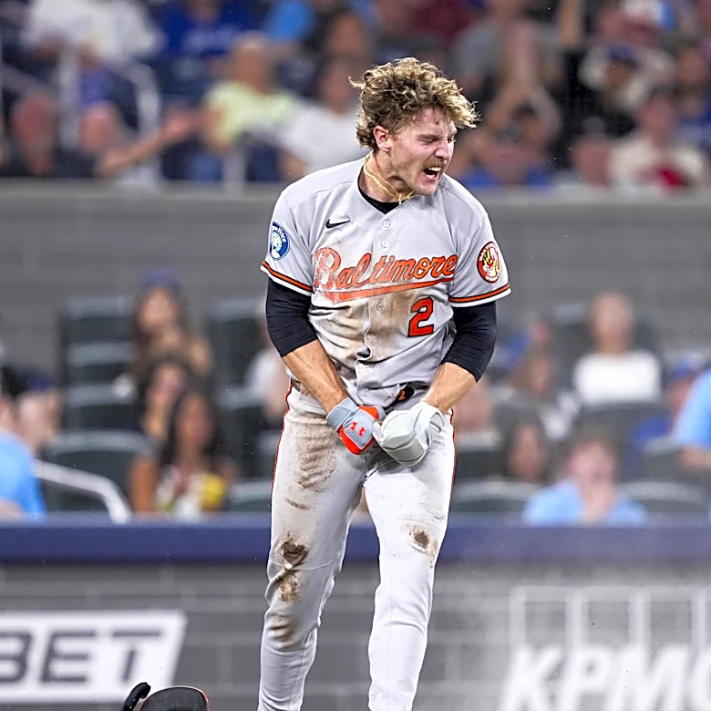 Orioles demolish Blue Jays to open series