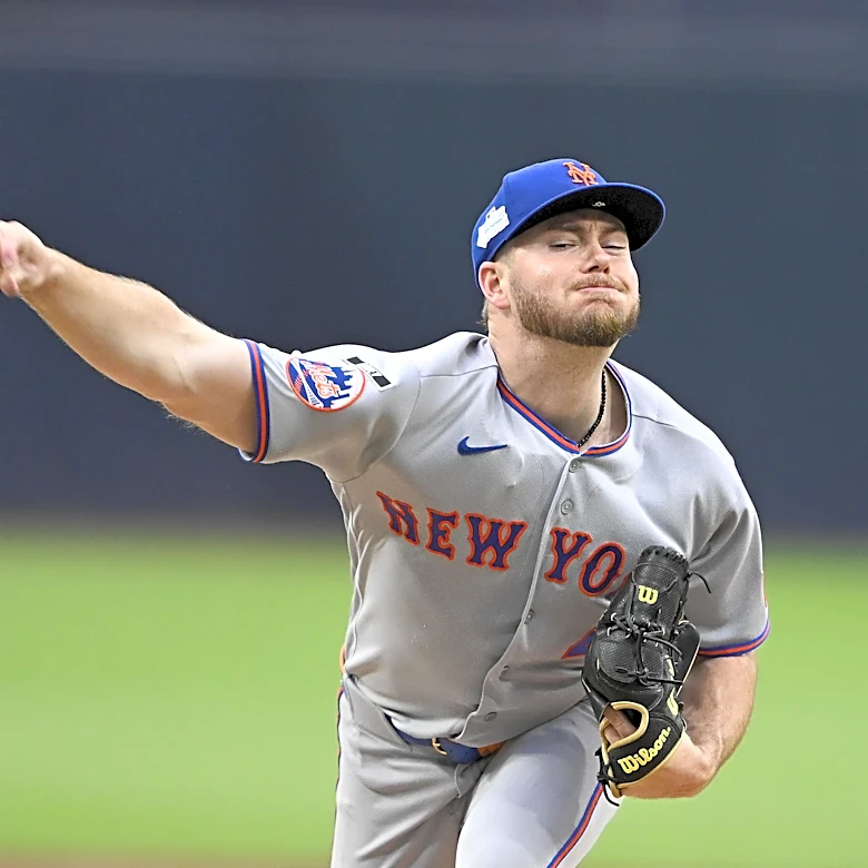 Mets shutout Padres behind solid outing from Christian Scott