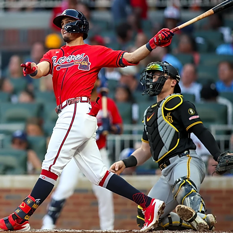 Braves News: Mauricio Dubón continues streak, Spencer Schwellenbach update, and more