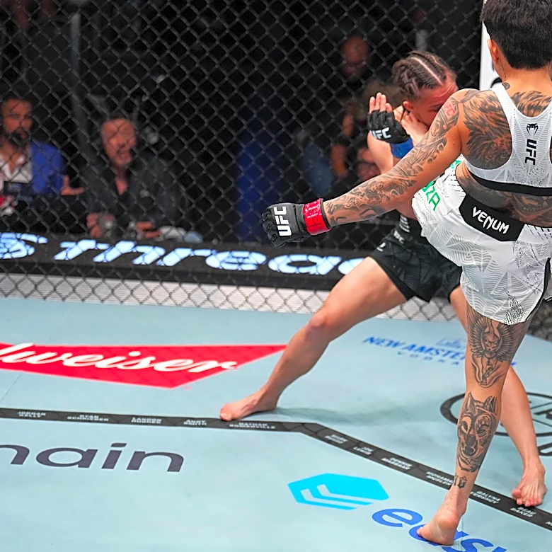 UFC Vegas 118 video: Ketlen Souza head kick leads to speedy knockout