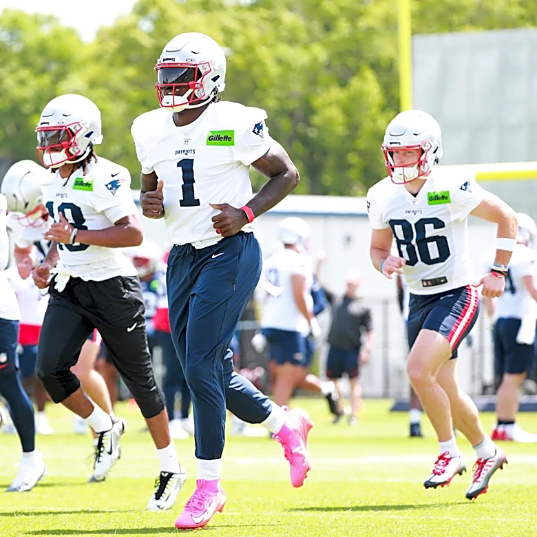 Sunday Patriots Notes: A.J. Brown looking to earn role in wide receiver room