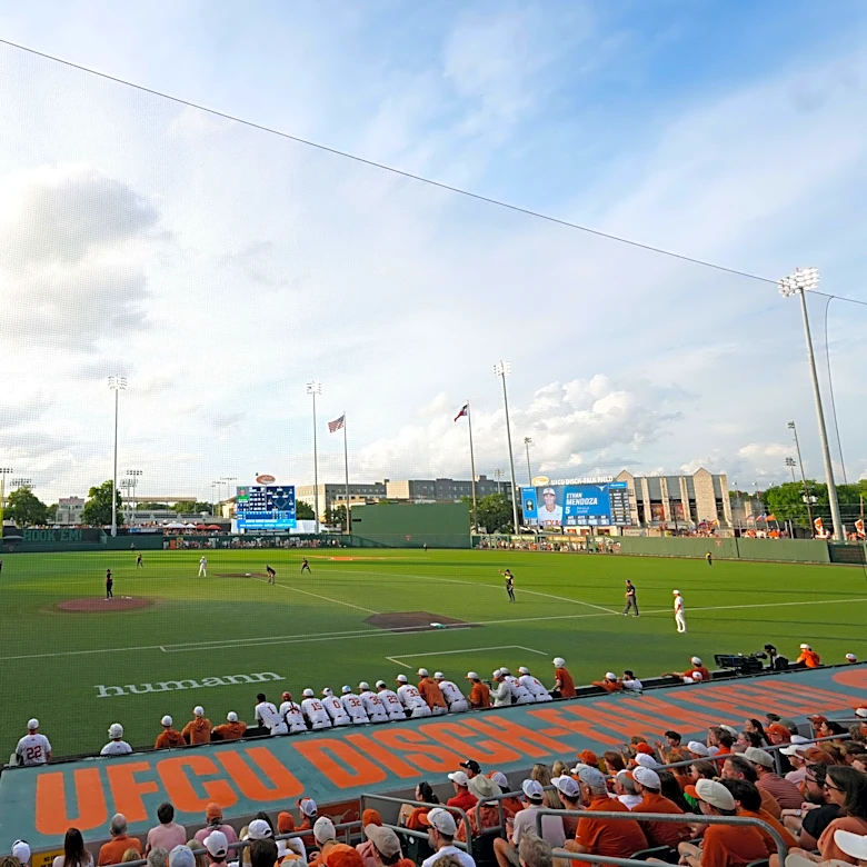 Oregon Ducks Baseball Recap: Super Regionals vs Texas Longhorns – Game 1