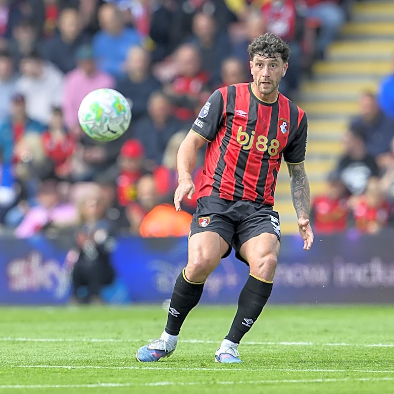 Marcos Senesi signs Tottenham contract