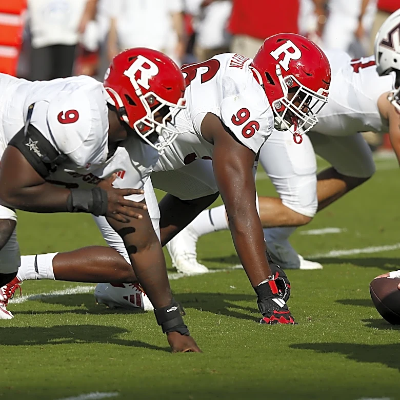 2027 South Carolina DT Dennis Glenn Jr. Commits to Rutgers Football