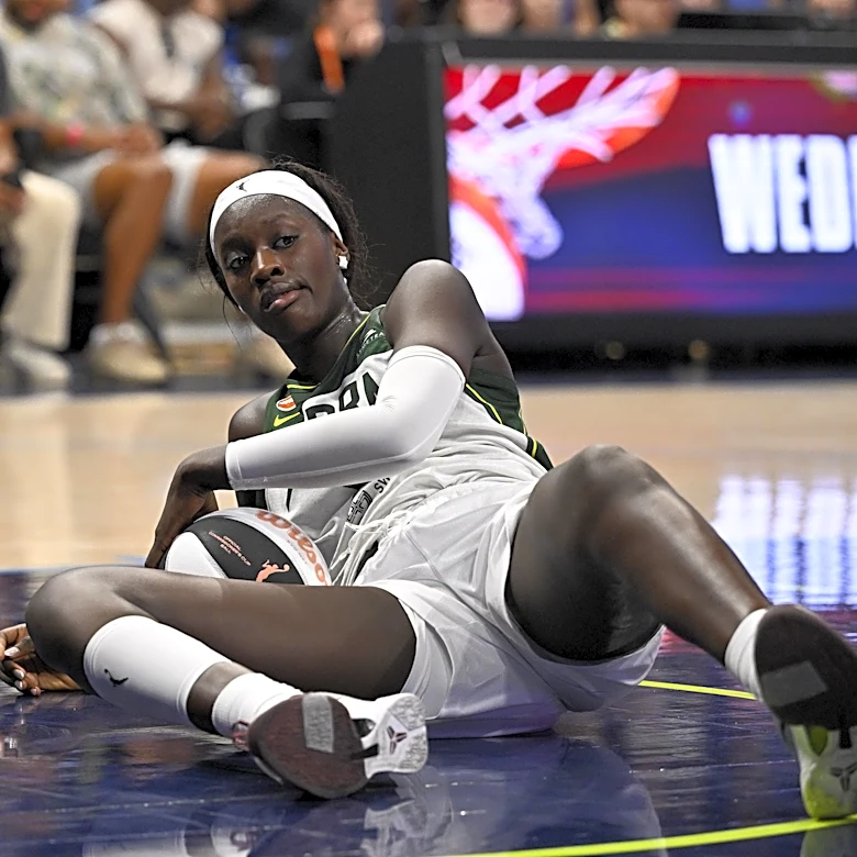 WNBA gameday discussion: Is it time to be concerned about the Connecticut Sun and Seattle Storm?
