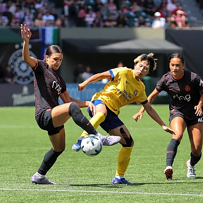 NWSL Power Rankings (matchweek 10): San Diego Wave reclaims table lead, Utah Royals continue historic start to season, Portland Thorns’ Sophia Wils...