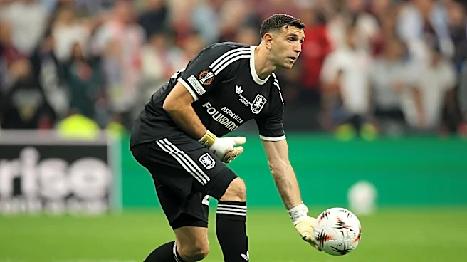 Reports: Juventus open talks with Emi Martinez as goalkeeper search rolls on