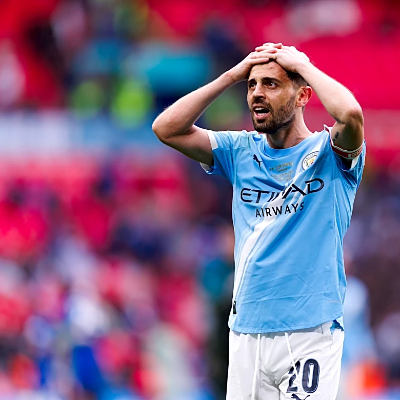 Barcelona cool interest in Bernardo Silva as Atletico move into pole position