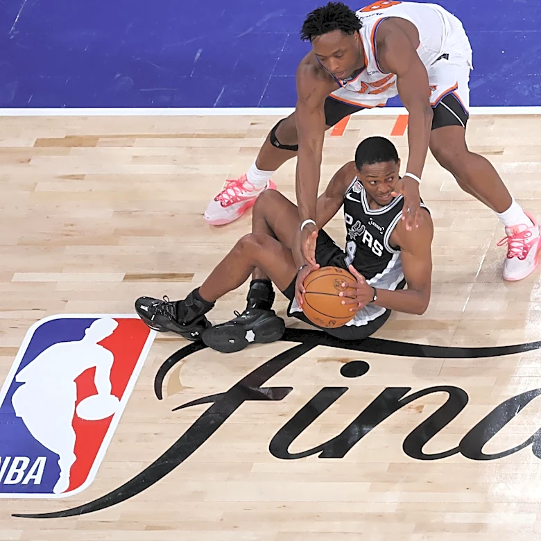 Spurs 115, Knicks 111: Scenes from Tim Donaghy told no lies