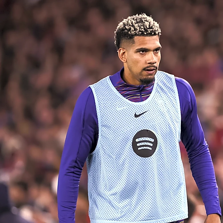 ‘Thanks for injuring players’ – Ronald Araujo’s brother takes aim at Marcelo Bielsa ahead of World Cup 2026