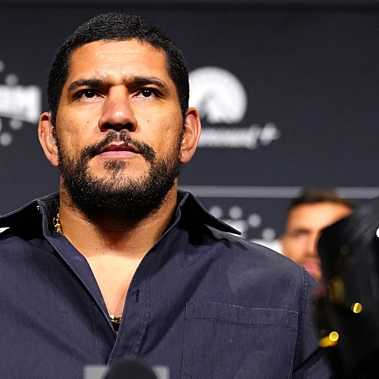 Alex Pereira won’t wait for Tom Aspinall if he wins heavyweight title at UFC White House: ‘I want another fight as soon as possible’