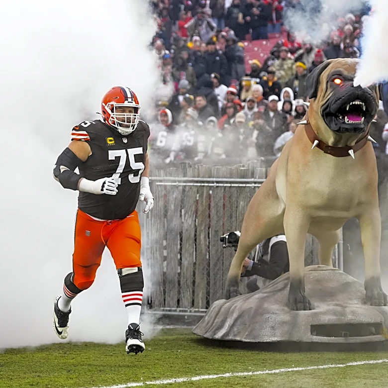 Browns’ Joel Bitonio makes career decision
