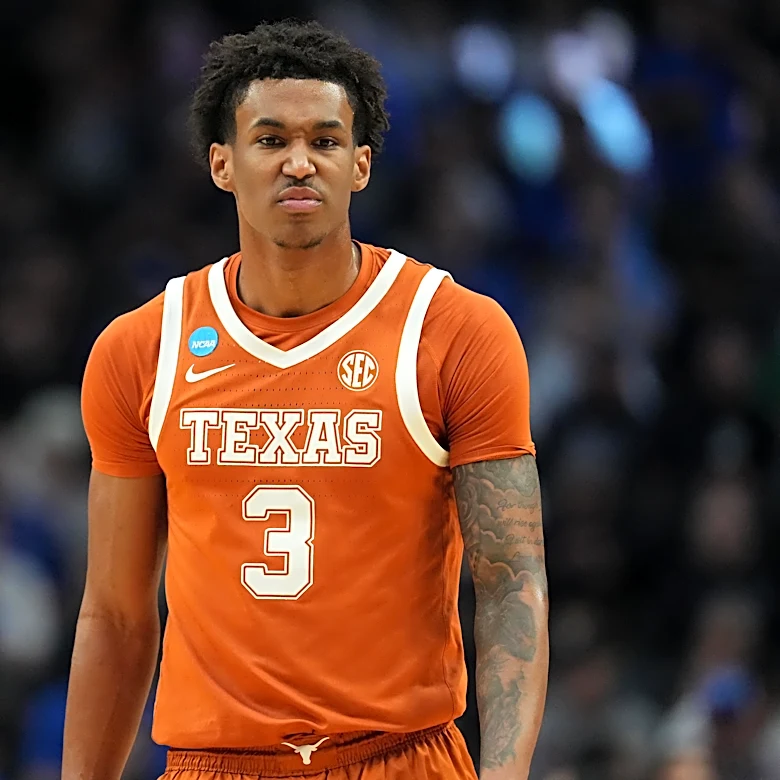 If Dailyn Swain is there at 22, the Sixers should pounce