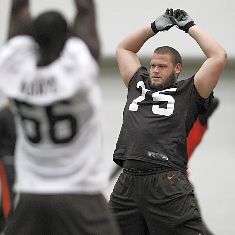 Joel Bitonio’s Browns career in numbers: QBs, games, wins, contracts, stats, and awards