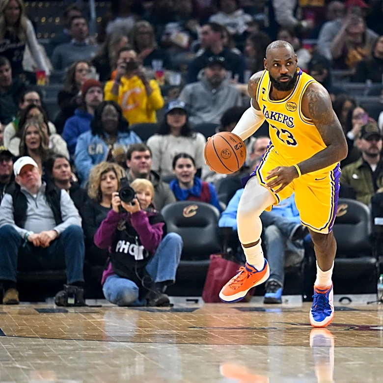 Reacts: Should LeBron James return next season?