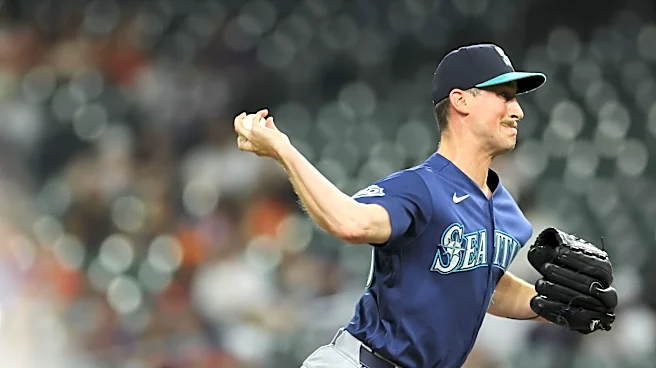 Mariners place RHP Cooper Criswell on 15-day injured list, recall Nick Davila, acquire RHP Carson Fulmer for depth