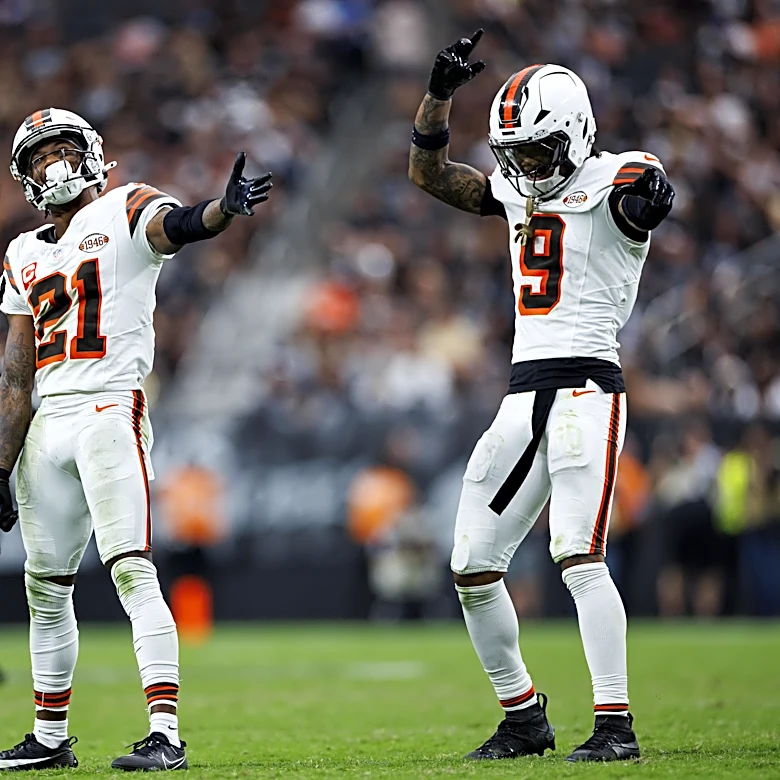 Do the Browns have a problem with these 2 key veterans?