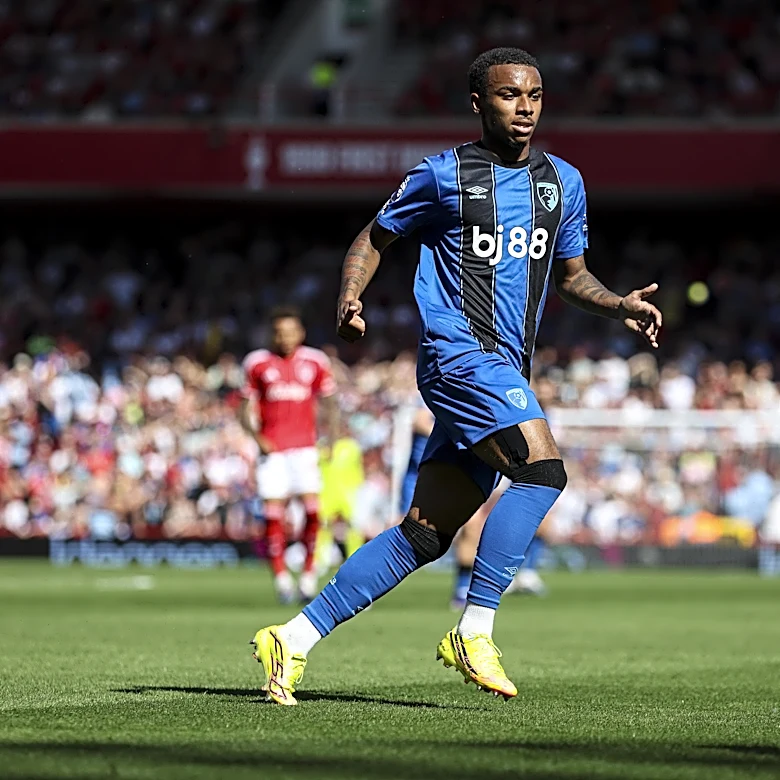 Bayern Munich waiting on Bournemouth to indicate price for Eli Junior Kroupi