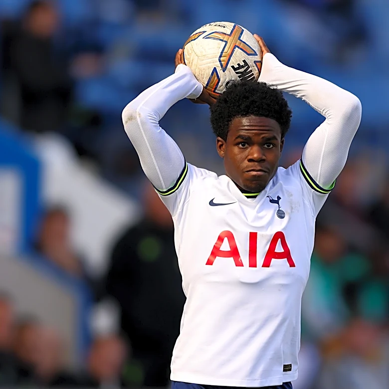 Tottenham confirm 10 departures from academy squads