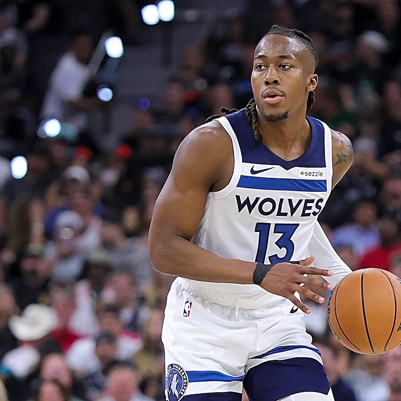 Do Wolves Need to Re-Sign Ayo Dosunmu?