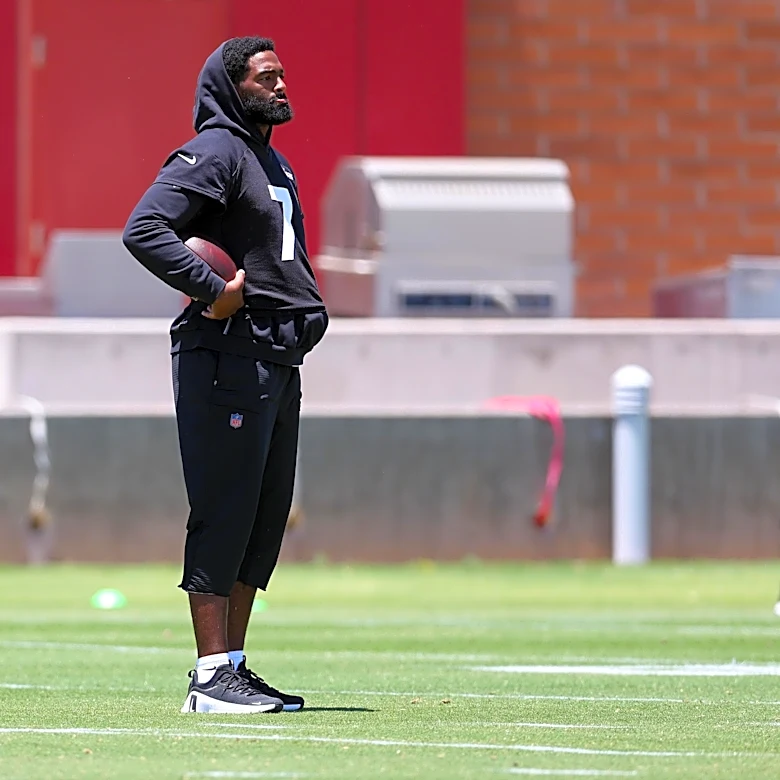 How much should the Arizona Cardinals pay Jacoby Brissett in 2026?