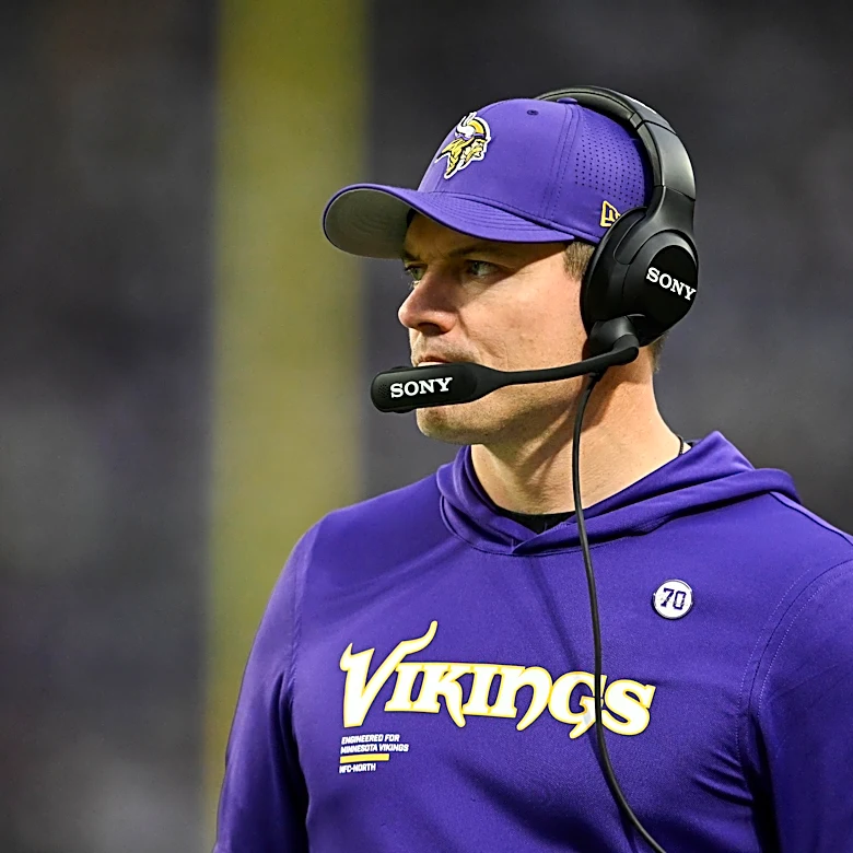 Minnesota Vikings News and Links: KOC Has A Decision To Make Soon