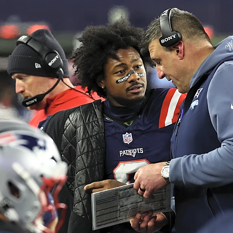 Stefon Diggs return to Patriots? Mike Vrabel gives update.