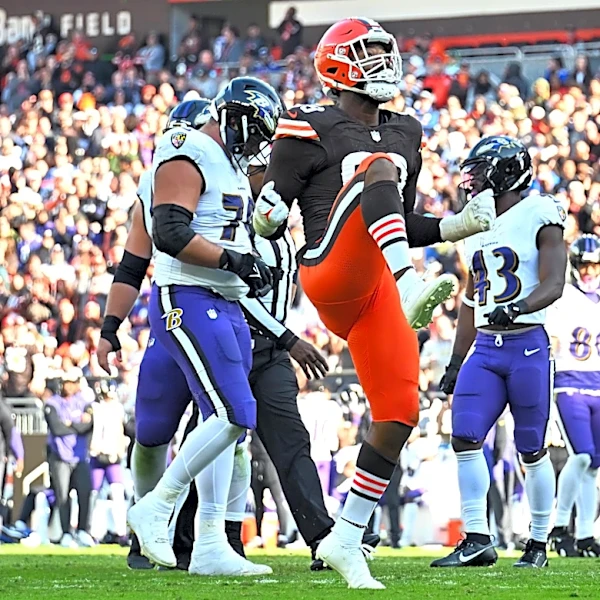 NFL free agency: News on 2 former* Browns defensive ends