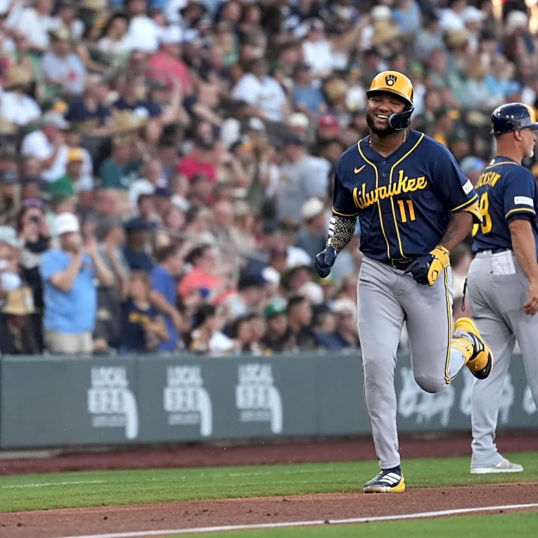 Brewers drop series finale in Vegas, lose to A’s 4-3