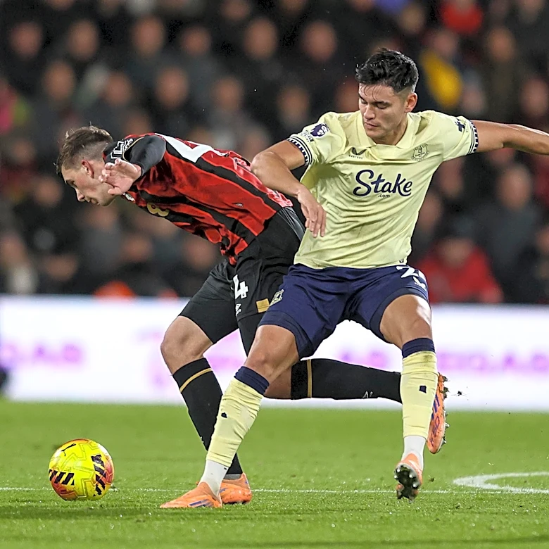 Thursday’s Everton News: £35m Burnley payout, Doue link, Alcaraz return