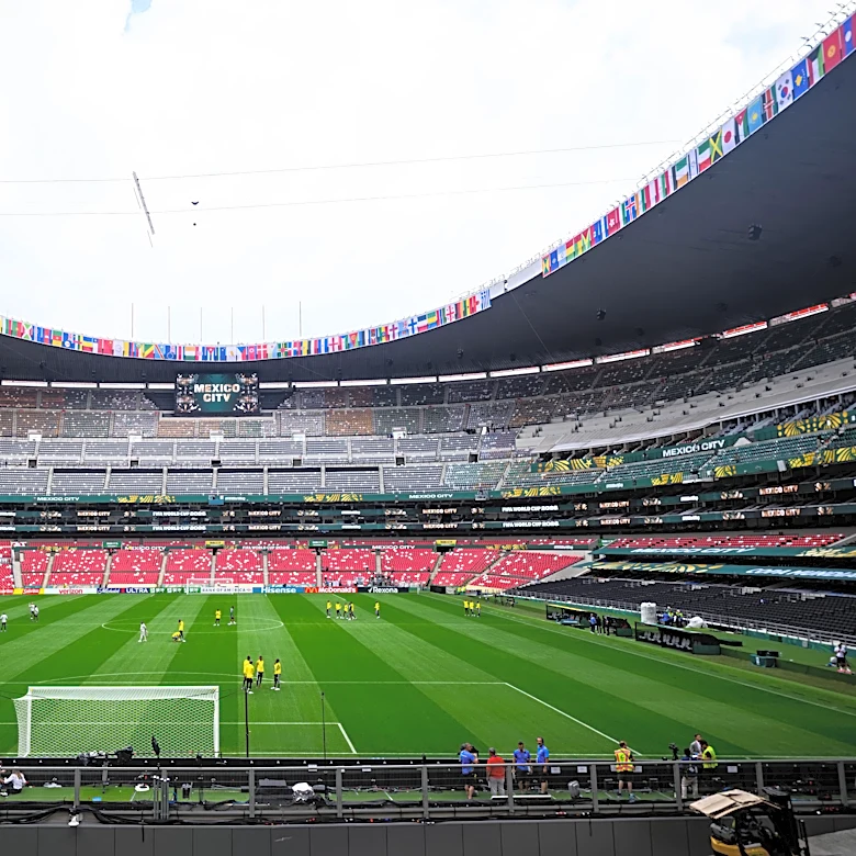 Thursday Cannon Fodder: WORLD CUP!