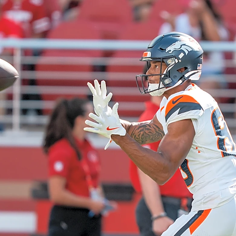 Steelers sign former Broncos wide receiver