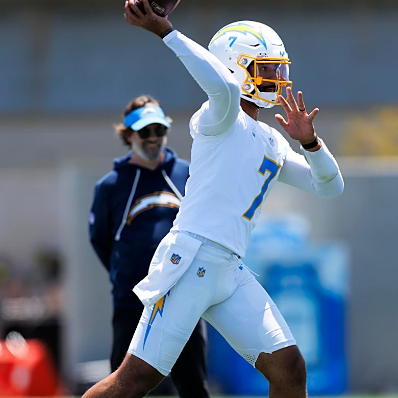 Los Angeles Chargers 90-in-90: QB Uiagaleilei